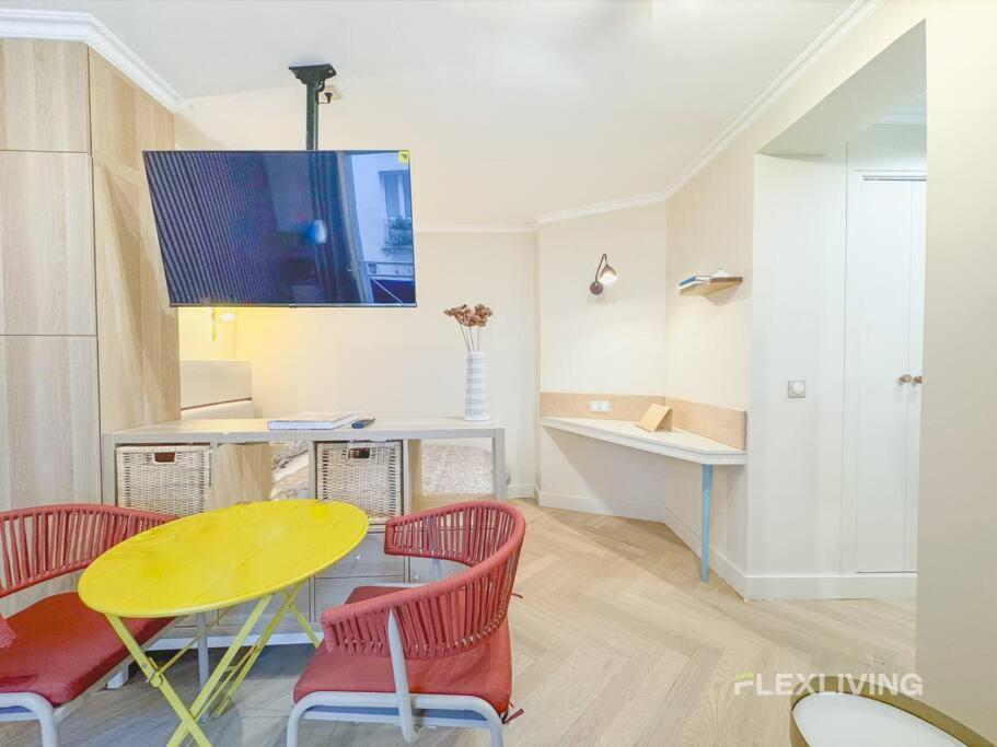 Luxury Studio In City Center Paris Bagian luar foto